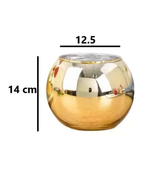 vase measuring 12.5 cm diameter and 14 cm height