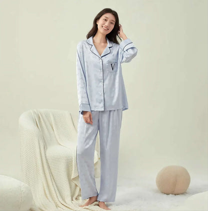 elegant sleepwear with notched collar and V monogram.